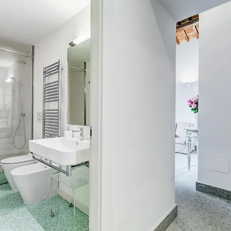 בית נופש Bmga L Luxury With Patio In Trastevere רומא