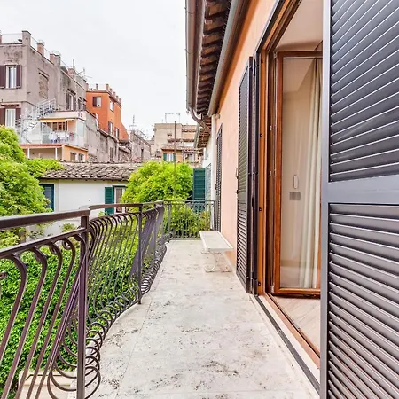 Bmga L Luxury With Patio In Trastevere בית נופש