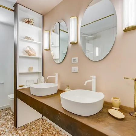 Bmga L Luxury With Patio In Trastevere בית נופש