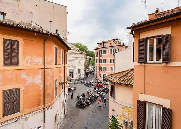 Bmga L Luxury With Patio In Trastevere Holiday home Rome